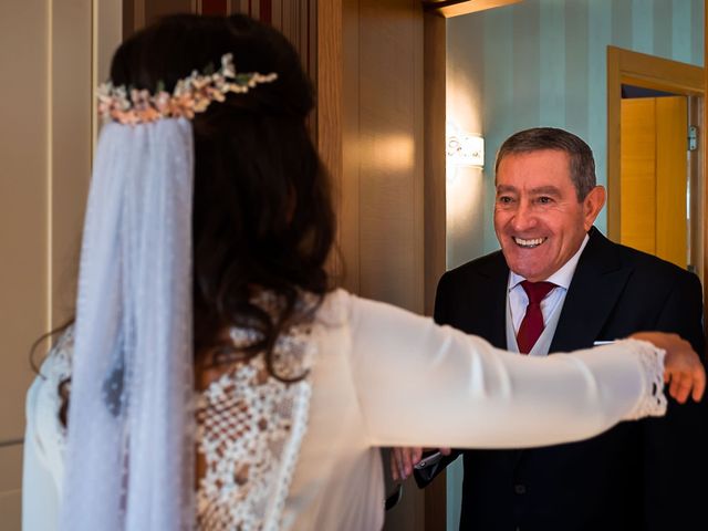 La boda de Diego y Rebe en Vilagarcía de Arousa, Pontevedra 24