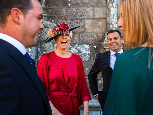 La boda de Diego y Rebe en Vilagarcía de Arousa, Pontevedra 28