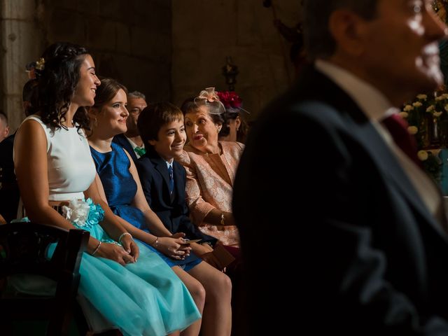 La boda de Diego y Rebe en Vilagarcía de Arousa, Pontevedra 37