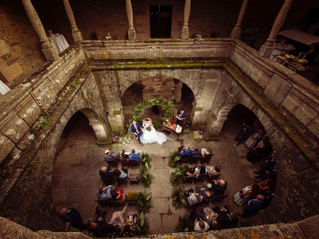 La boda de Adrián y Ying en San Tirso (Mens), A Coruña 23