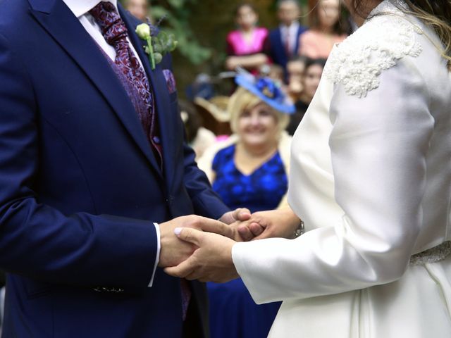 La boda de Jonatan y Zeltia en A Coruña, A Coruña 11