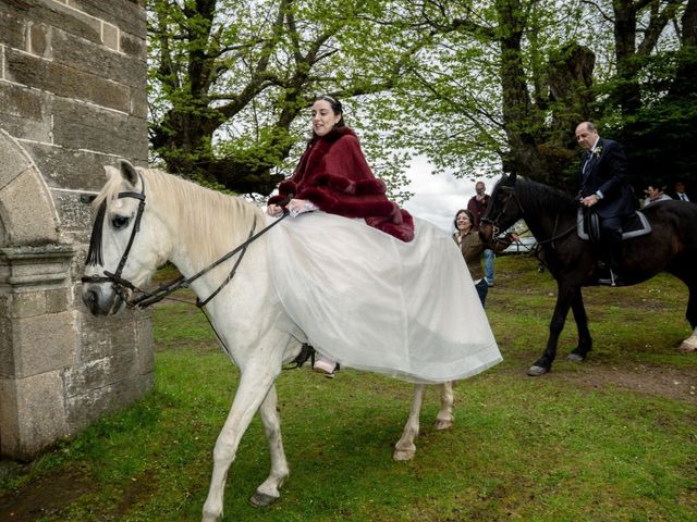 La boda de Edgar y Virginia  en Puebla De Sanabria, Zamora 15