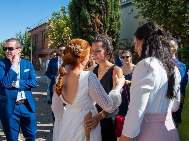 La boda de Daniel y Mirella en Arroyo De La Encomienda, Valladolid 27