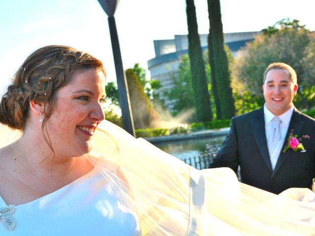 La boda de Daniel y Ana en Fuenlabrada, Madrid 16