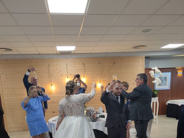 La boda de Rubén  y Carla  en Castelló/castellón De La Plana, Castellón 13