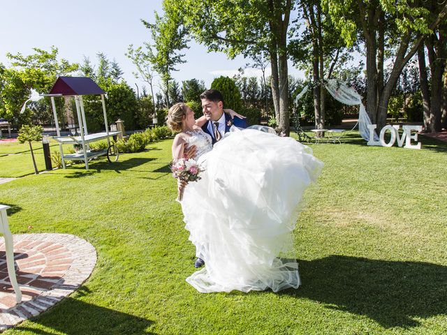 La boda de Laura y Jonathan en Cubas, Cantabria 22