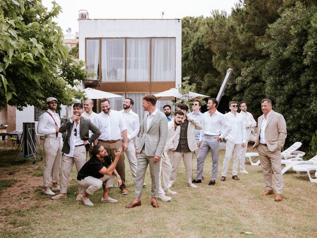 La boda de ALE y NANNI en Malgrat De Mar, Barcelona 8