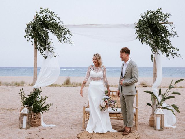 La boda de ALE y NANNI en Malgrat De Mar, Barcelona 18