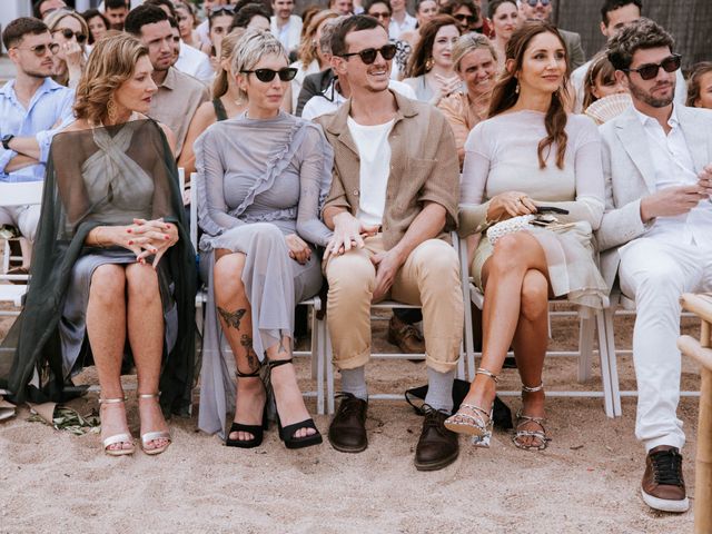 La boda de ALE y NANNI en Malgrat De Mar, Barcelona 27