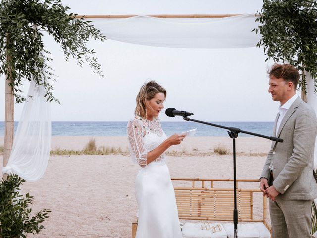 La boda de ALE y NANNI en Malgrat De Mar, Barcelona 36