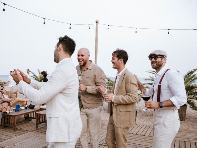 La boda de ALE y NANNI en Malgrat De Mar, Barcelona 55