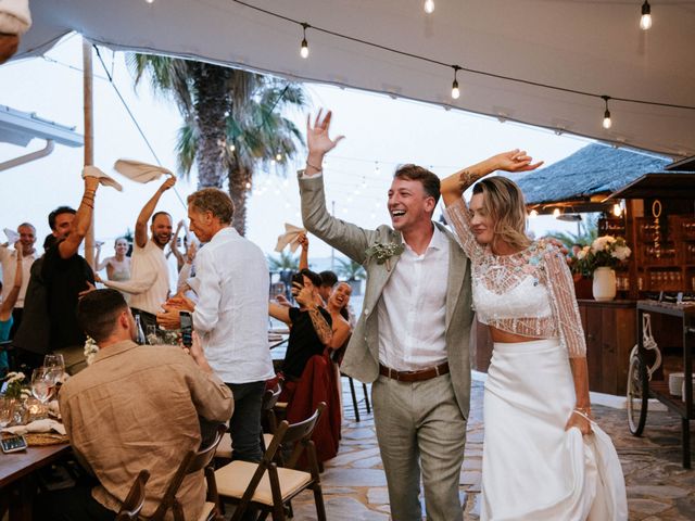 La boda de ALE y NANNI en Malgrat De Mar, Barcelona 69