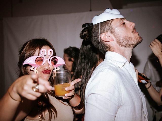 La boda de ALE y NANNI en Malgrat De Mar, Barcelona 81