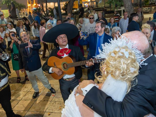 La boda de Antonio y Amor en Benalmadena Costa, Málaga 12