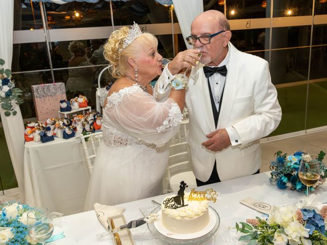 La boda de Antonio y Amor en Benalmadena Costa, Málaga 17