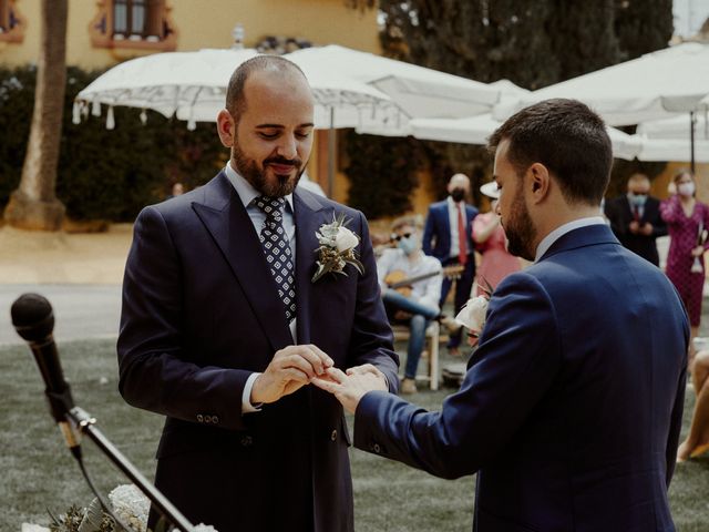 La boda de Jesús y José en Fuentes De Andalucia, Sevilla 56