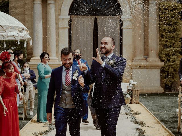 La boda de Jesús y José en Fuentes De Andalucia, Sevilla 59