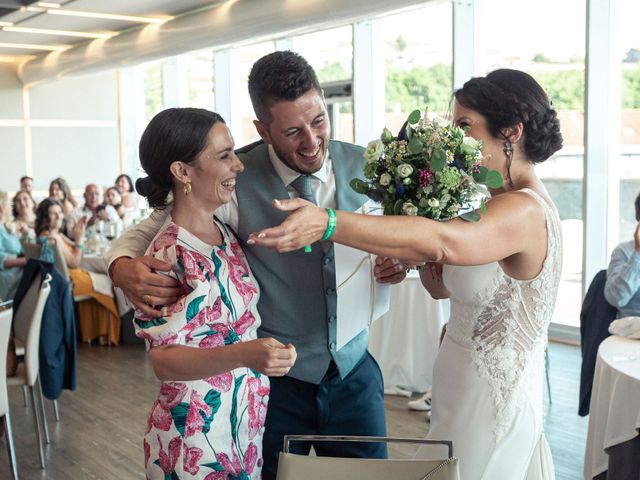 La boda de Diego y Vanesa en Santiago De Compostela, A Coruña 26