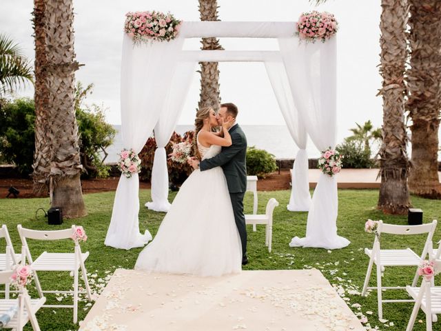 La boda de Iñaki  y Alexandra  en Adeje, Santa Cruz de Tenerife 14