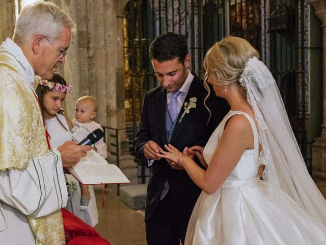 La boda de Juan y Silvia en Valencia, Valencia 55