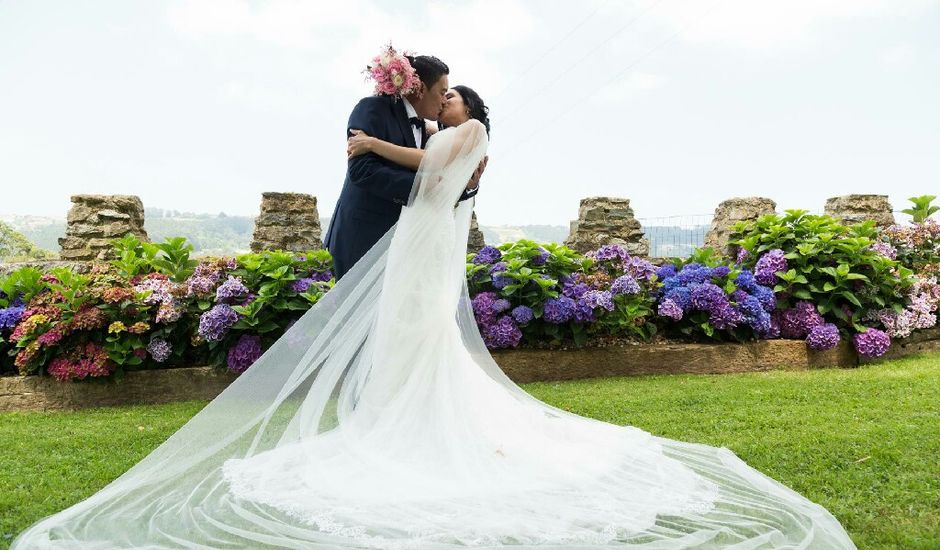 La boda de Jose Manuel y Denisse en Soto Del Barco, Asturias