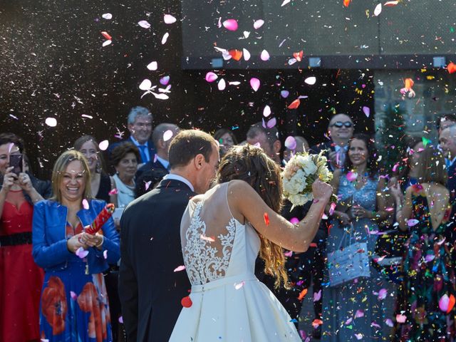 La boda de Gonzalo y Laura en Gorraiz, Navarra 25