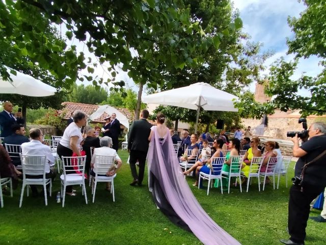 La boda de Emilio José  y María  en Hoyuelos, Segovia 6