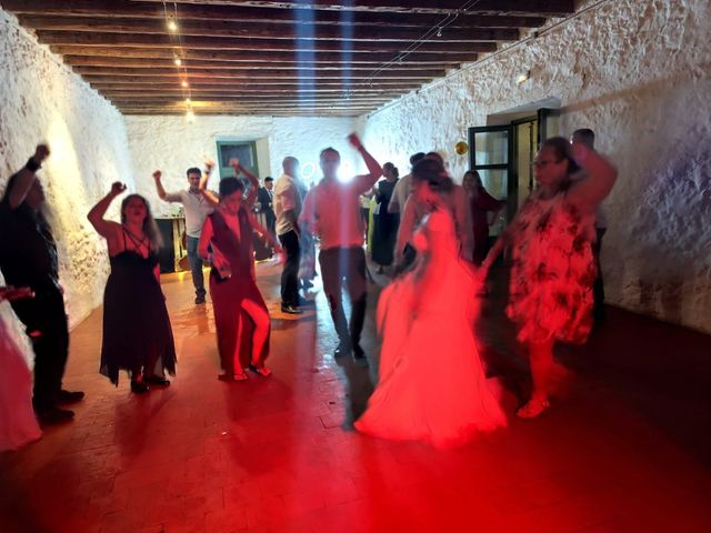 La boda de Emilio José  y María  en Hoyuelos, Segovia 23