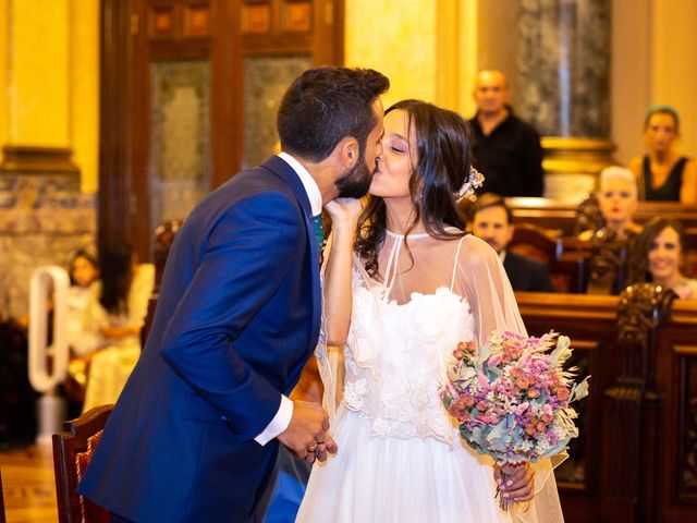 La boda de Álvaro y Ana en A Coruña, A Coruña 32