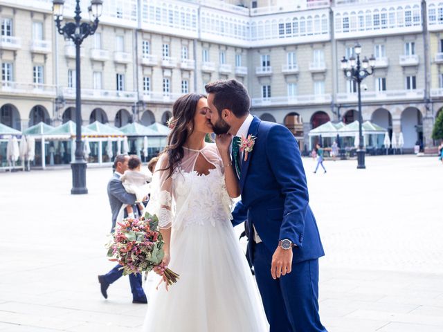 La boda de Álvaro y Ana en A Coruña, A Coruña 37