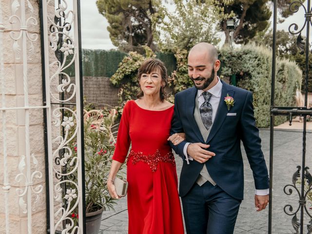 La boda de David y Guiomar en Badajoz, Badajoz 34