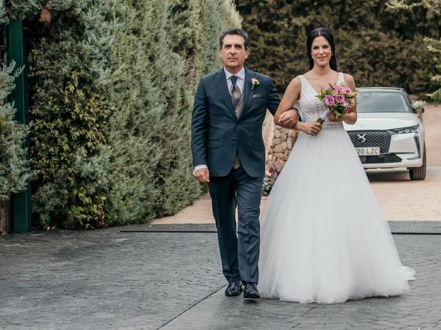 La boda de David y Guiomar en Badajoz, Badajoz 41