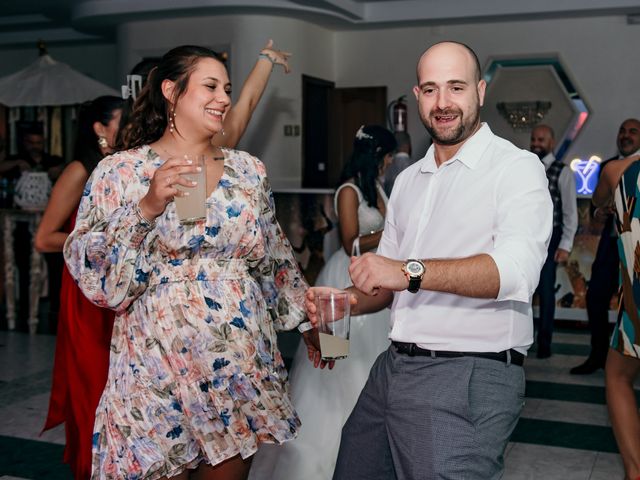 La boda de David y Guiomar en Badajoz, Badajoz 195