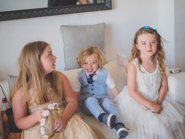 La boda de Iván y Lyndsay en Torre Del Mar, Málaga 7