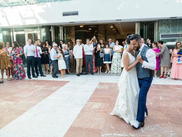 La boda de Juan y Lara en Mogro, Cantabria 62