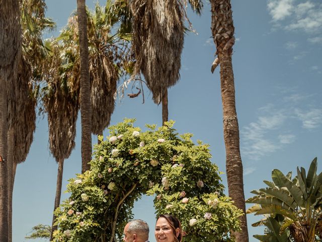 La boda de Jonas y Selene en Santa Cruz De Tenerife, Santa Cruz de Tenerife 1