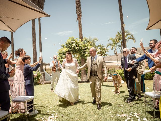 La boda de Jonas y Selene en Santa Cruz De Tenerife, Santa Cruz de Tenerife 5