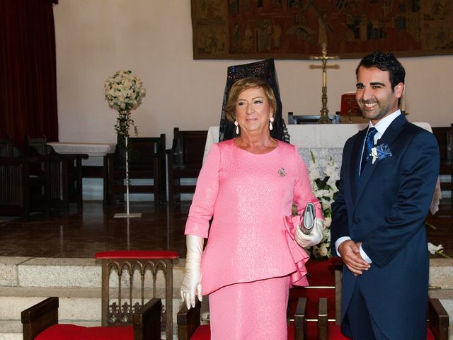 La boda de Ricardo y Beatriz en Baiona, Pontevedra 38
