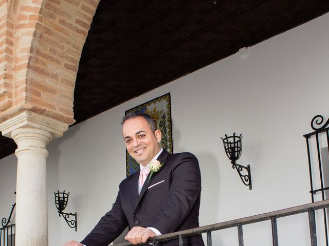 La boda de Jose Pedro y Olga en La Palma Del Condado, Huelva 6