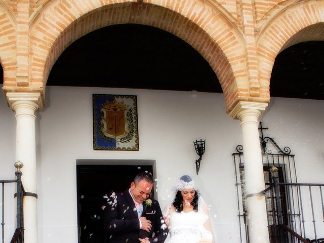 La boda de Jose Pedro y Olga en La Palma Del Condado, Huelva 17