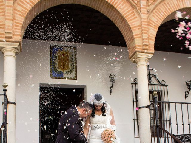 La boda de Jose Pedro y Olga en La Palma Del Condado, Huelva 18