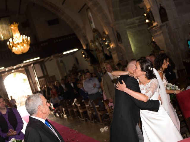 La boda de Ton y Mónica en Vigo, Pontevedra 36