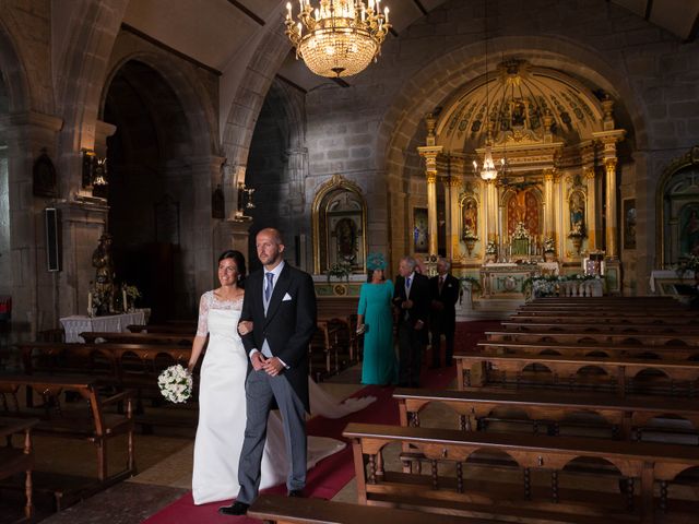 La boda de Ton y Mónica en Vigo, Pontevedra 41