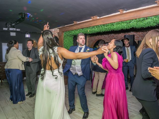 La boda de Eros y Alicia en San Rafael, Segovia 35