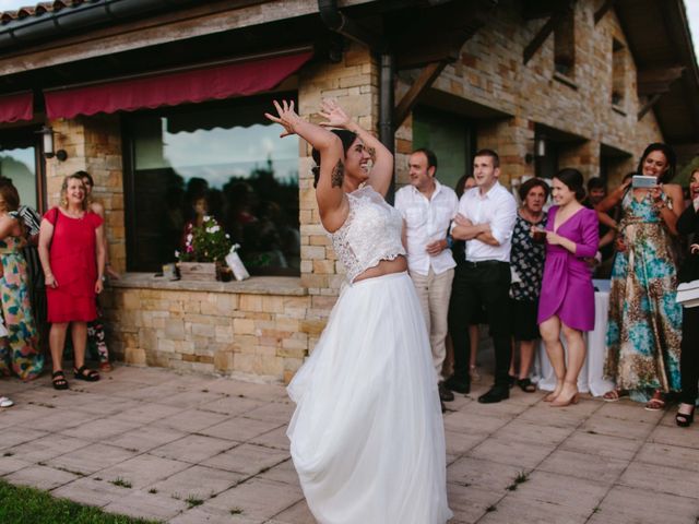 La boda de Iñaki y Raquel en Irun, Guipúzcoa 89