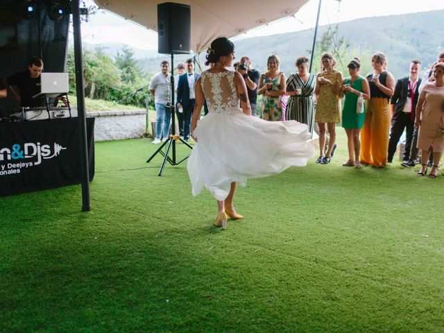 La boda de Iñaki y Raquel en Irun, Guipúzcoa 93