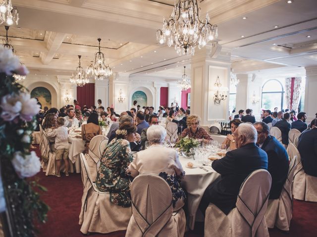 La boda de Borja y Amaia en Donostia-San Sebastián, Guipúzcoa 40