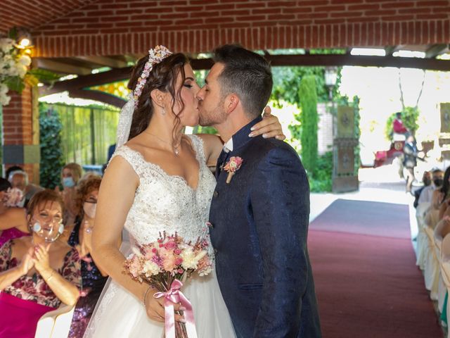 La boda de Rosalía  y Álvaro  en El Olivar, Madrid 1