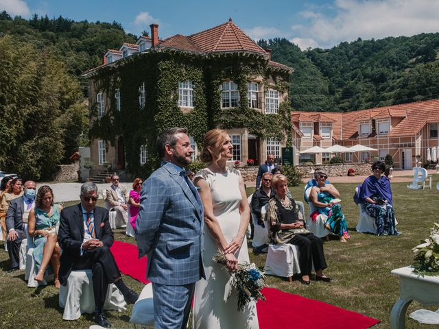 La boda de Pedro y María en Las Fraguas, Cantabria 122