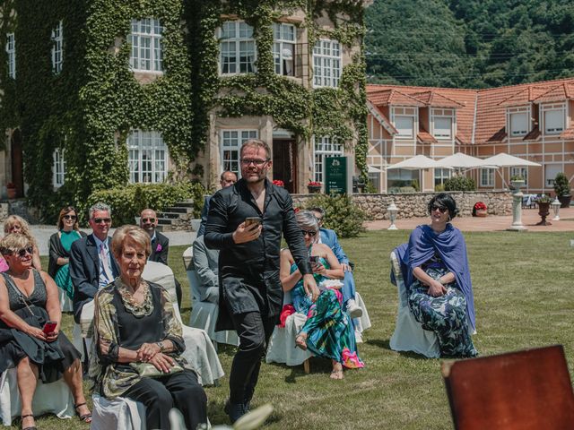 La boda de Pedro y María en Las Fraguas, Cantabria 125